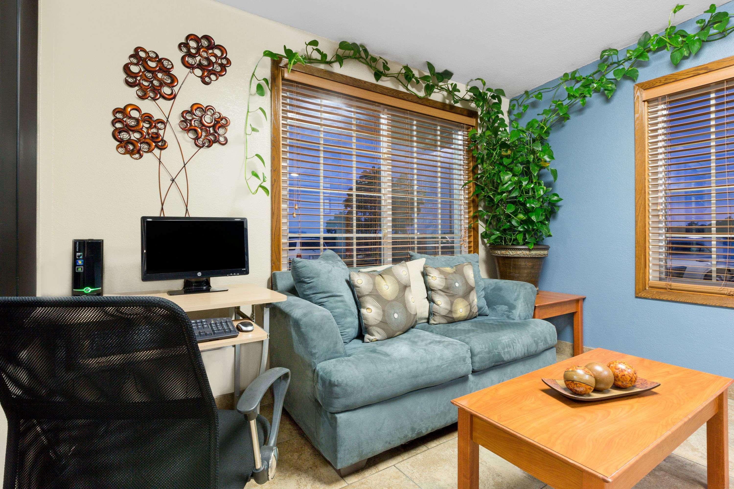 Days Inn By Wyndham Newton Extérieur photo