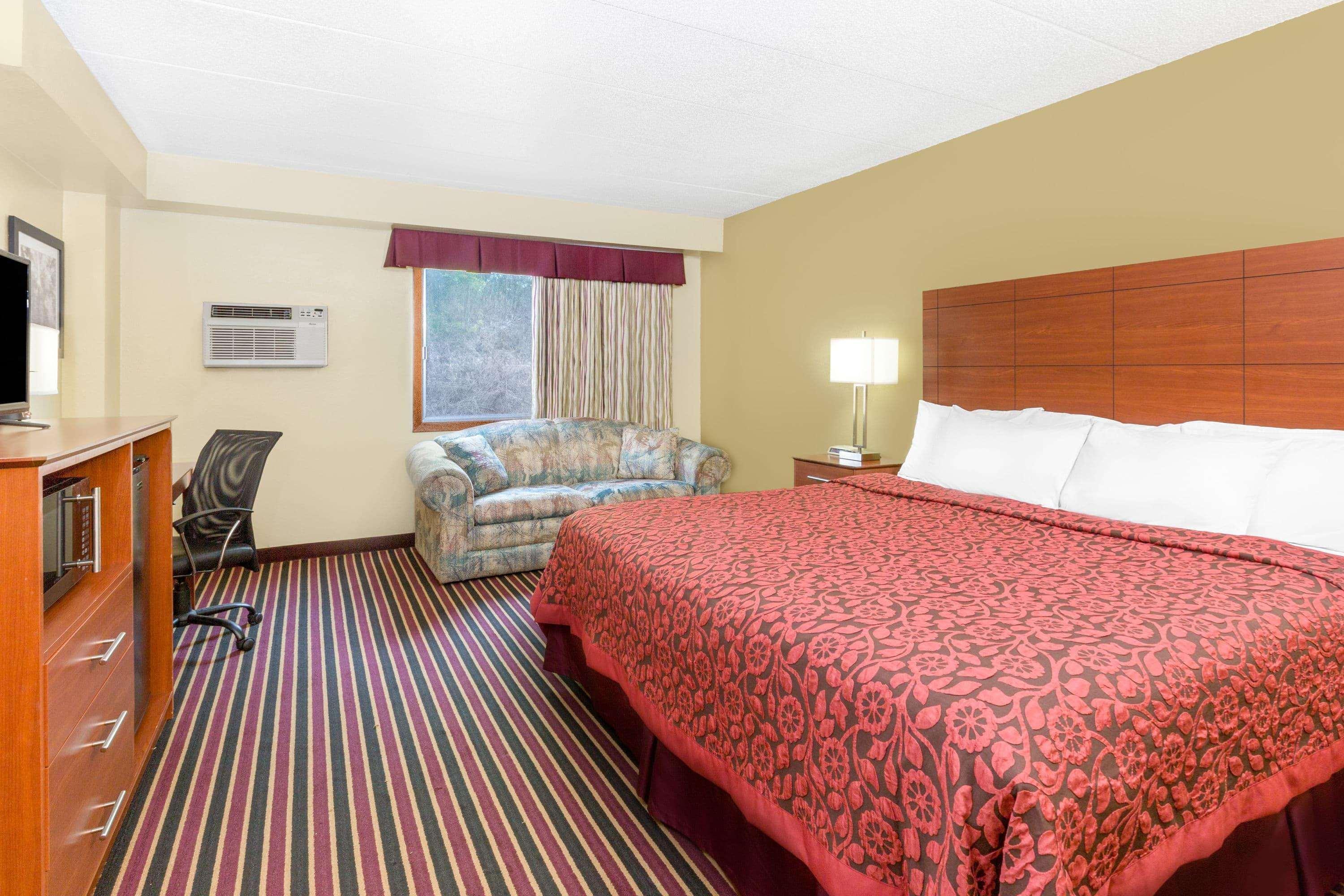 Days Inn By Wyndham Newton Extérieur photo