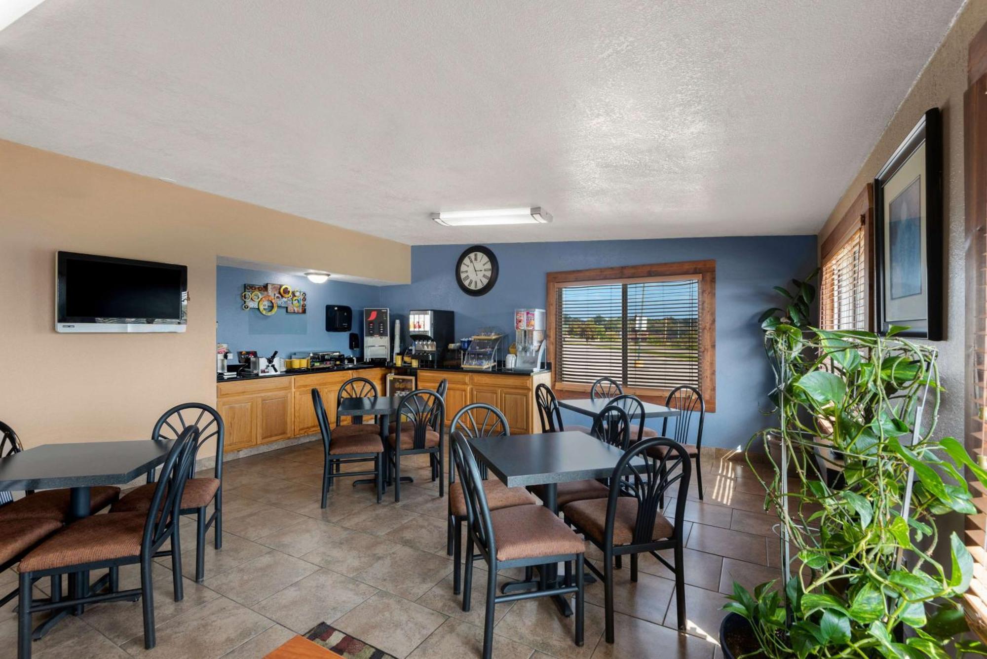 Days Inn By Wyndham Newton Extérieur photo