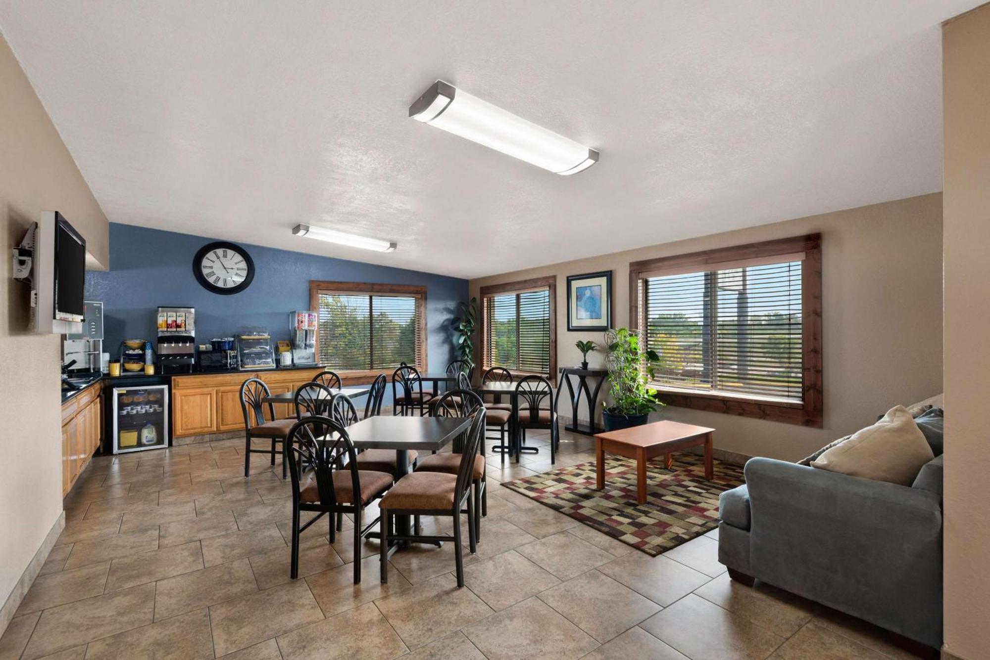 Days Inn By Wyndham Newton Extérieur photo
