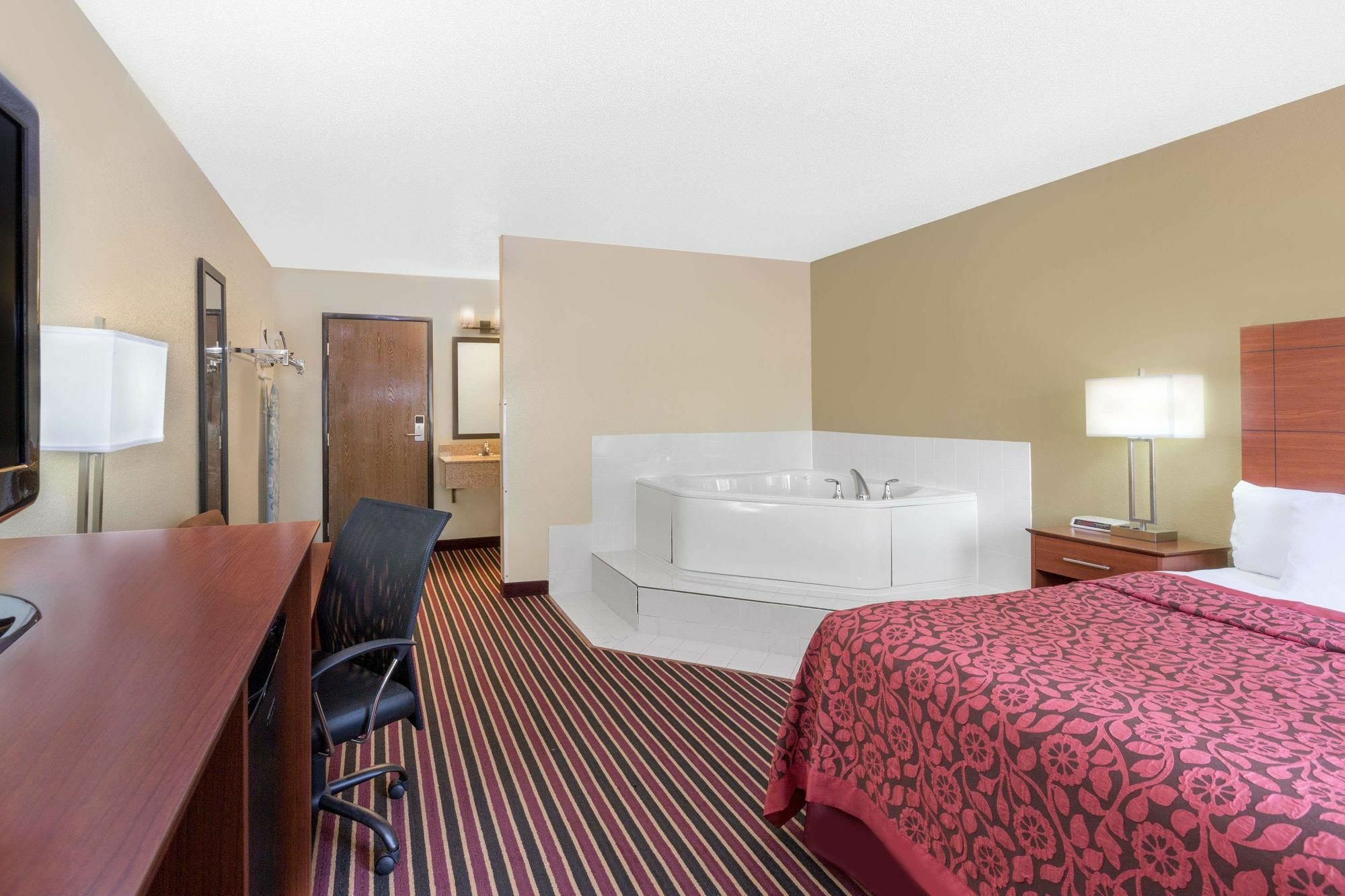 Days Inn By Wyndham Newton Extérieur photo